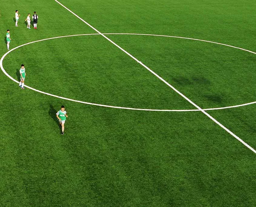 انشاء ملاعب بالرياض