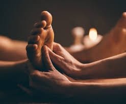 مساج الرفلكسولوجي بأرخص سعر بالرياض