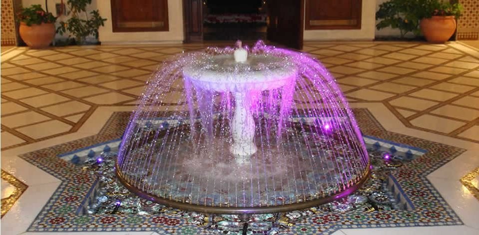 النوافير والشلالات
