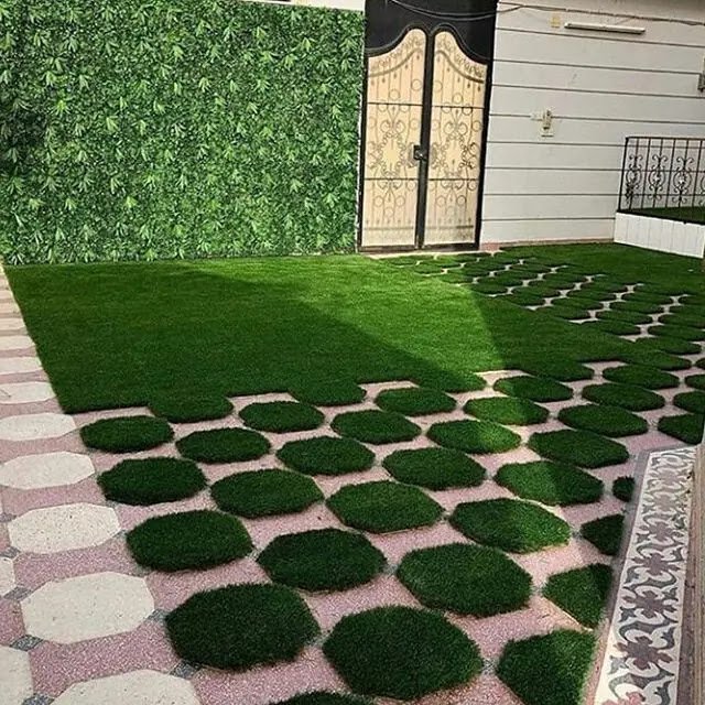 تركيب عشب الجدران