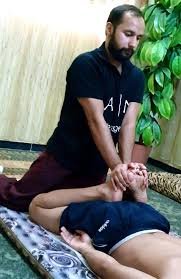دكتور للمساج التايلندي الرياض