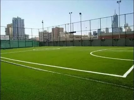 تصميم وإنشاء أفضل ملاعب بالرياض