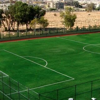 إنشاء أفضل ملاعب بالرياض